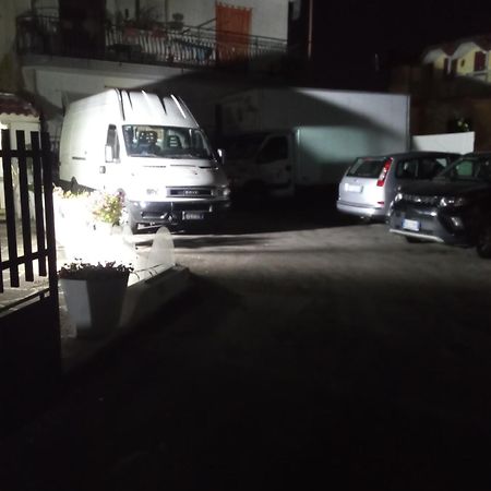 Bed and Breakfast Relais Al Borgo Somma Vesuviana Exterior foto